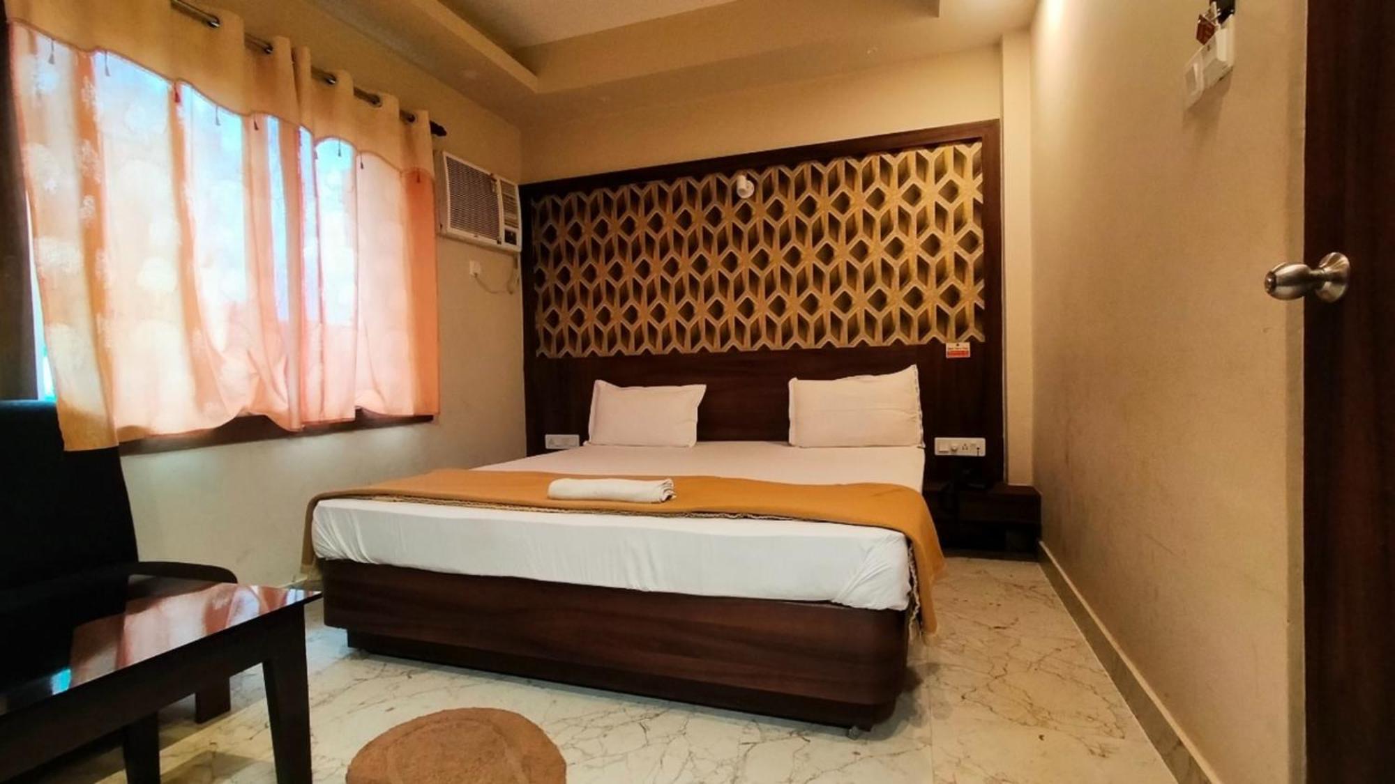 Hotel Park View - Lift Facilities- Near Sea Beach Best Choice Of Travellers By Morservices Puri Exterior photo